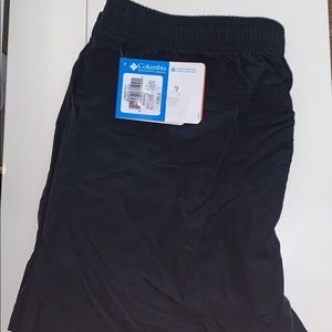 Columbia shorts women’s size medium